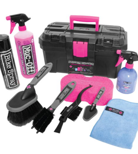 MOTORCYCLEULTIMATECLEANINGKIT_1024x1024
